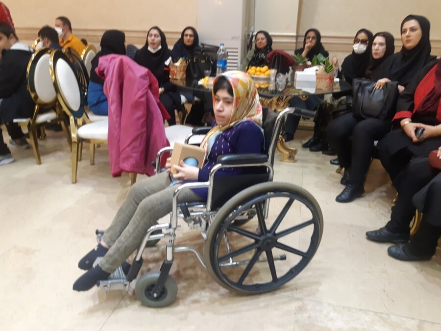 ورامین| برگزاری مراسم به مناسبت روز جهانی افراد دارای معلولیت