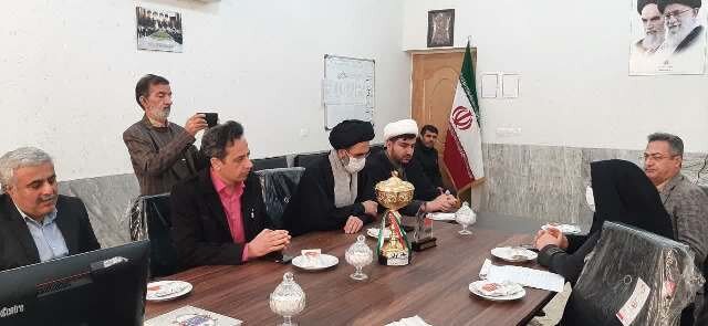 کاشان| بازدید نماینده ولی فقیه و امام جمعه از بهزیستی شهرستان