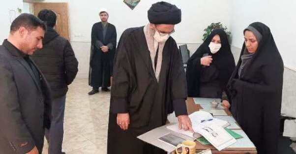 کاشان| بازدید نماینده ولی فقیه و امام جمعه از بهزیستی شهرستان