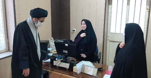 کاشان| بازدید نماینده ولی فقیه و امام جمعه از بهزیستی شهرستان