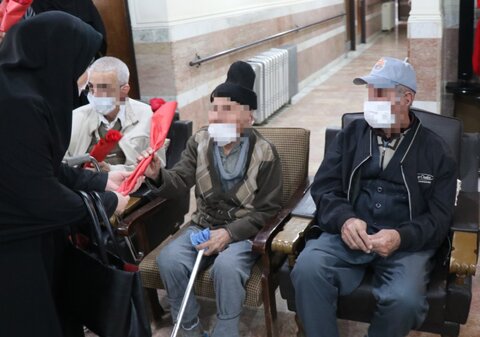 دیدار مدیرکل بهزیستی آذربایجان غربی با سالمندان مسیحی