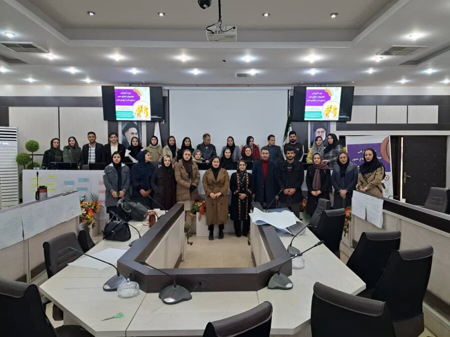  کارگاه آموزشی اجتماع محور ویژه تسهیلگران همیار در استان کردستان برگزار شد
