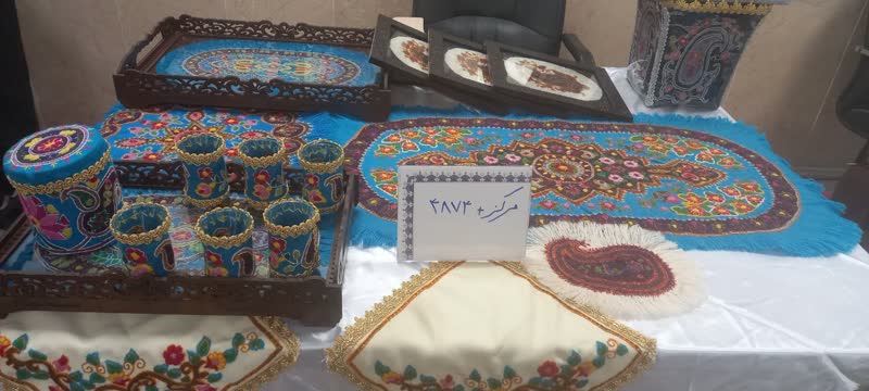 نمایشگاه دستاوردهای زنان سرپرست خانوار در بهزیستی کرمان