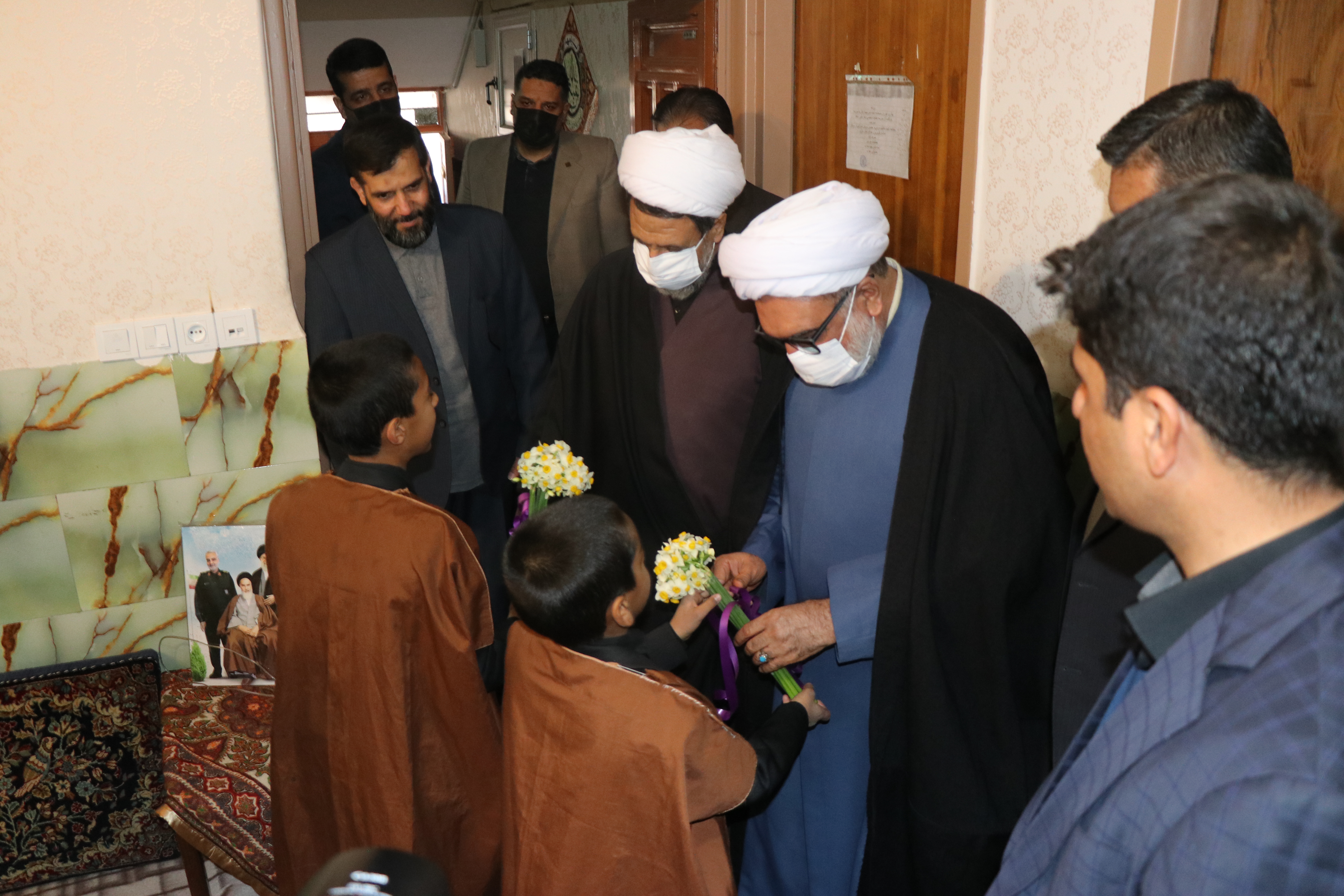 بازدید تولیت آستان قدس رضوی از مرکزنگهداری از کودکان بهزیستی استان کرمان
