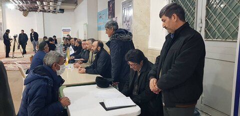 گزارش تصویری| ملاقات عمومی مدیرکل بهزیستی در حاشیه نماز جمعه زنجان برگزار شد