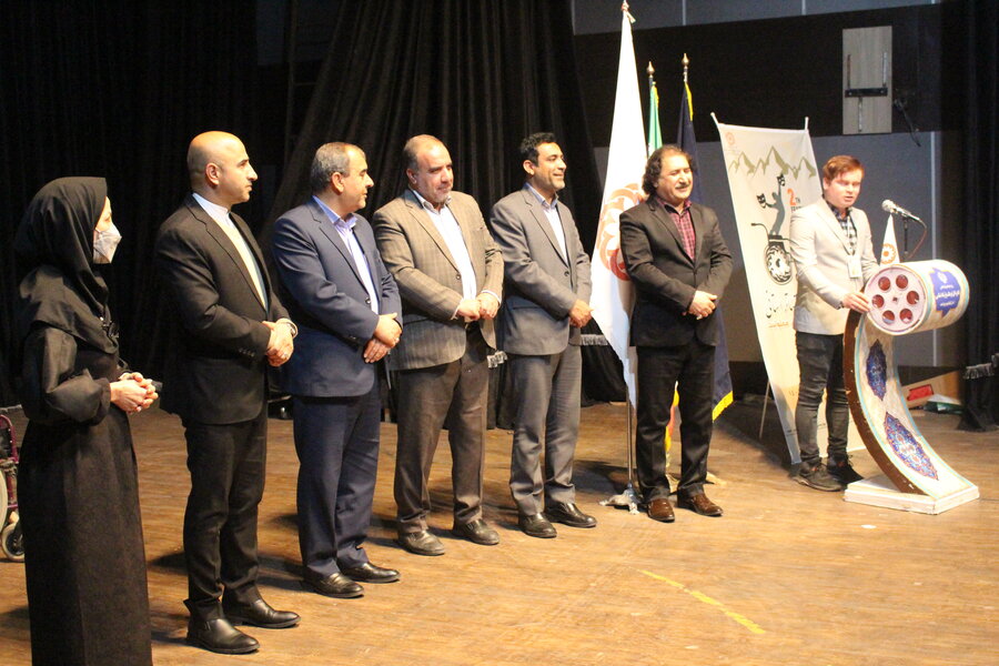 ابراهیم علی پور دبیر اجرایی دومین جشنواره تئاتر استانی افراد دارای معلولیت (دنا) ابراهیم علی پور دبیر اجرایی دومین جشنواره تئاتر استانی افراد دارای معلولیت (دنا)