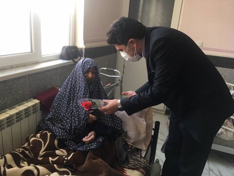 گزارش تصویری| مدیر کل بهزیستی استان زنجان با مادران خانه سالمندان مهر هیدج دیدار کرد