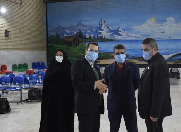 دیدار فرزندانِ تحت پوشش بهزیستی خراسان رضوی با خانوادههای خود در زندان وکیل آباد مشهد