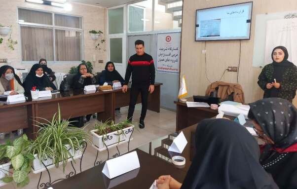 برگزاری کارگاه تربیت مربی افزایش گروه های همیار برگزار شد