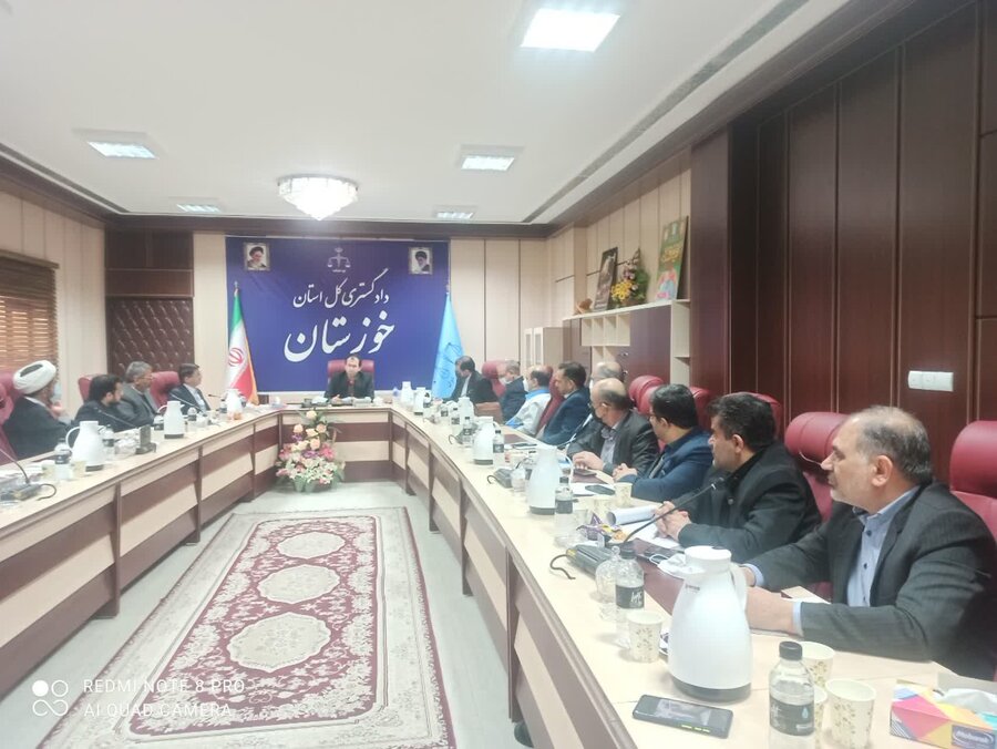 اقدامات بهزیستی خوزستان در اجرای قانون حمایت از اطفال و نوجوانان بررسی شد
