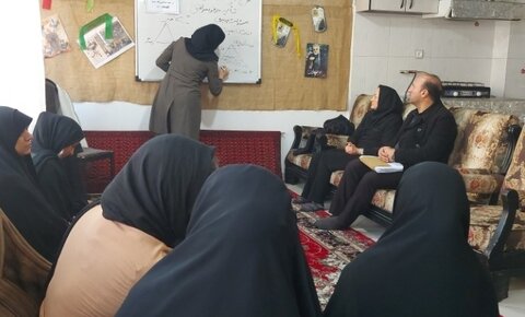 شهریار|  اجرای طرح آموزش آگاه‌سازی و خود مراقبتی زنان و دختران
