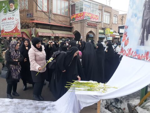 گزارش تصویری| زنگ انقلاب اسلامی در شهرستان سراب