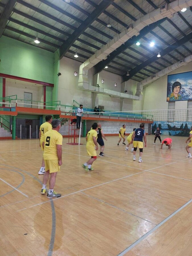 قهرمانی تیم والیبال اداره کل بهزیستی استان در مسابقات منطقه ای زیرمجموعه وزارت رفاه
