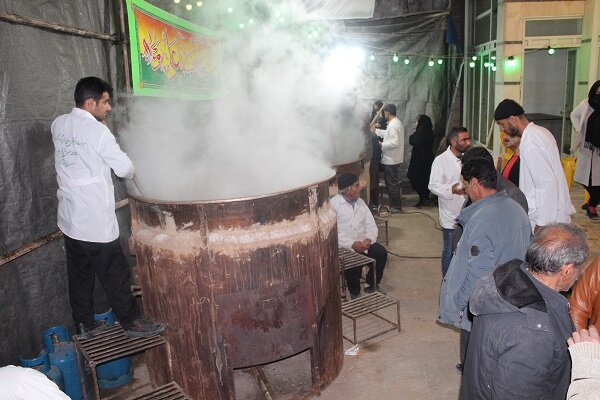 شهرضا| آیین پخت سمنو به همت موسسه خیریه حمایت از معلولین جسمی حرکتی، نخاعی، کمایی