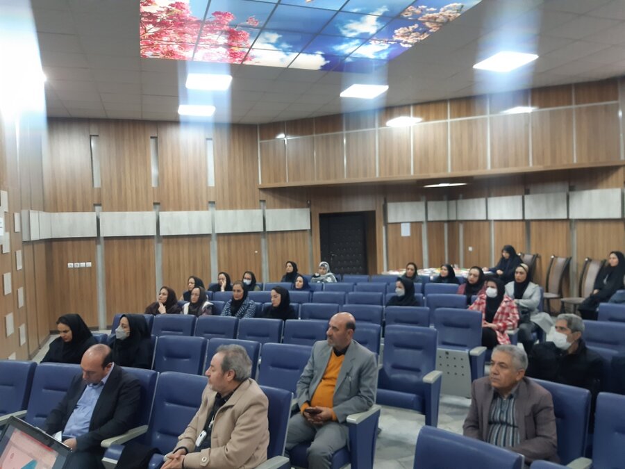 شهریار| برگزاری کارگاه آموزشی زبان بدن