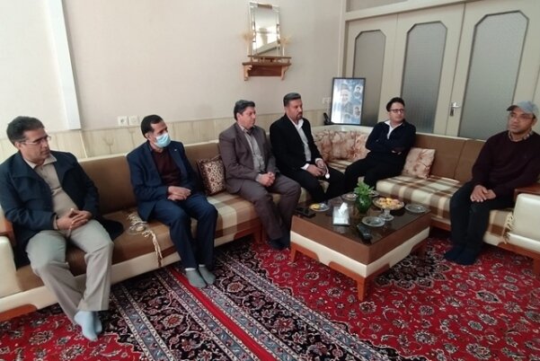 آران و بیدگل| دیدار با خانوادههای ایثارگر دارای فرزند معلول