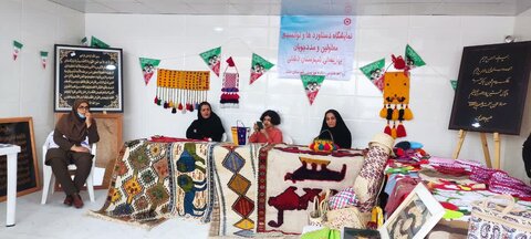 دشتی |نمایشگاه دستاوردهای چهل و چهار ساله انقلاب اسلامی شهرستان دشتی بر پا شد