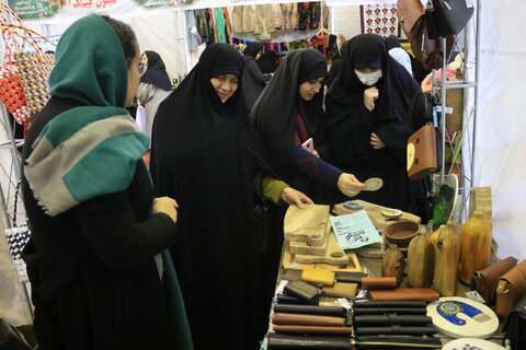 گزارش تصویری | افتتاح نمایشگاه عرضه تولیدات و دستاوردهای زنان توانمند گیلانی در شهرستان رشت