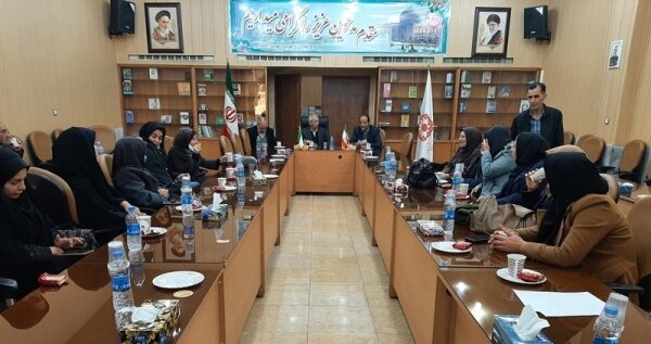 اصفهان| بازگویی خاطرات دوران انقلاب با حضور پیشکسوتان و فعالان دوران انقلاب