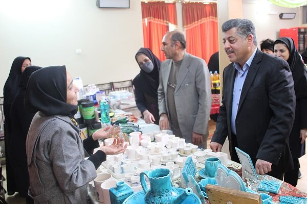 شهرضا| اعطای بیش از یک میلیارد ودویست میلیون تومان تسهیلات اشتغالزایی به زنان سرپرست خانوار تحت پوشش