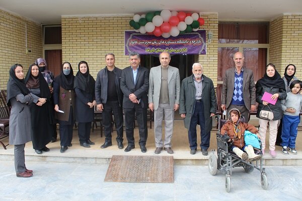 شهرضا| اعطای بیش از یک میلیارد ودویست میلیون تومان تسهیلات اشتغالزایی به زنان سرپرست خانوار تحت پوشش