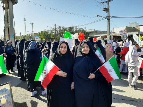 گزارش تصویری|حضور کارکنان ادارات بهزیستی شهرستانها در راهپیمایی 22 بهمن