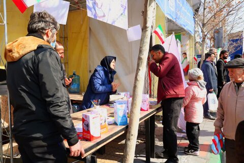 گزارش تصویری| حضور رئیس سازمان بهزیستی کشور در محل ارائه خدمات تخصصی در راه پیمایی ۲۲ بهمن