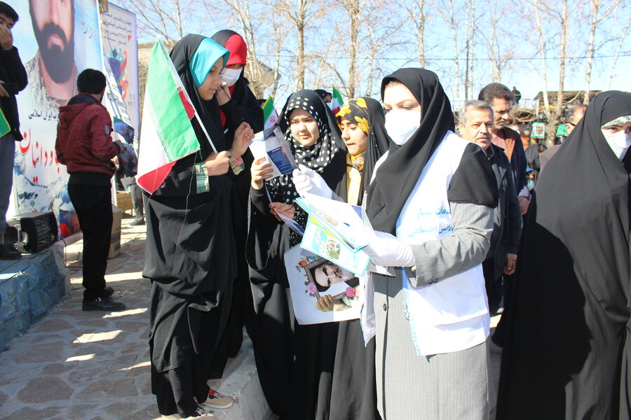راهپیمایی 22 بهمن باحضور کارکنان بهزیستی استان