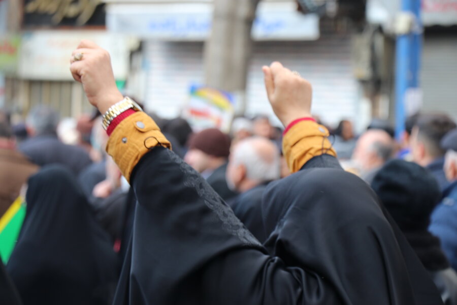 حضور مدیران و کارکنان بهزیستی آذربایجان غربی در راهپیمایی یومالله ۲۲بهمن