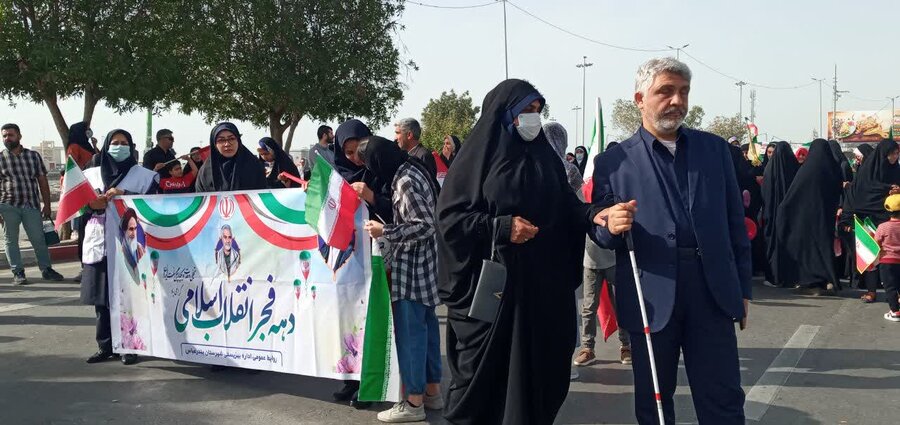 حضور پرشور در راهپیمایی ۲۲ بهمن-بندرعباس