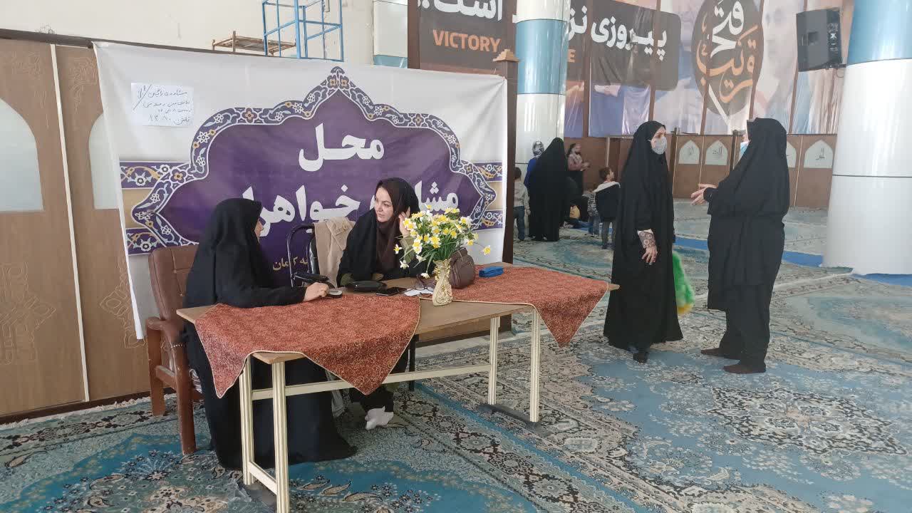 میز خدمت بهزیستی استان کرمان در نماز جمعه
