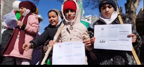 فتوکلیپ |حضور تیم  اورژانس  اجتماعی در راهپیمایی ۲۲ بهمن در عجب شیر
