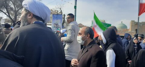 گزارش تصویری | حضور مدیر کل و کارکنان بهزیستی استان قزوین در راهپیمایی با شکوه ۲۲ بهمن