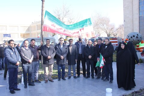گزارش تصویری| حضور پر شور کارکنان بهزیستی استان اصفهان در راهپیمایی  ۲۲  بهمن