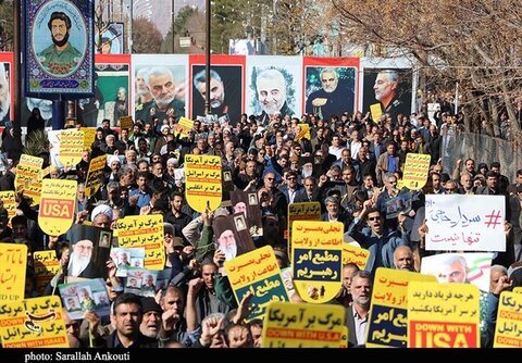 حضور گسترده پرسنل بهزیستی استان  کرمان در راهپیمایی 22 بهمن