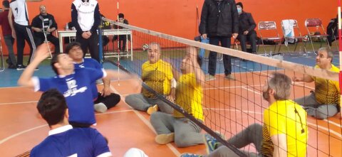 گزارش تصویری| مسابقات والیبال نشسته چهار جانبه در آذربایجان شرقی