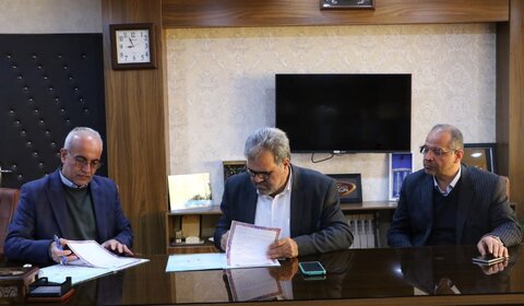 بهزیستی و دانشگاه آزاد اسلامی تفاهم نامه همکاری امضاء کردند