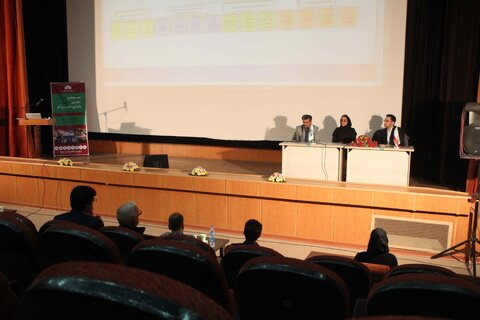 حضور پررنگ بهزیستی خوزستان در سومین همایش ملی و دومین همایش بین المللی پایداری کسب و کار