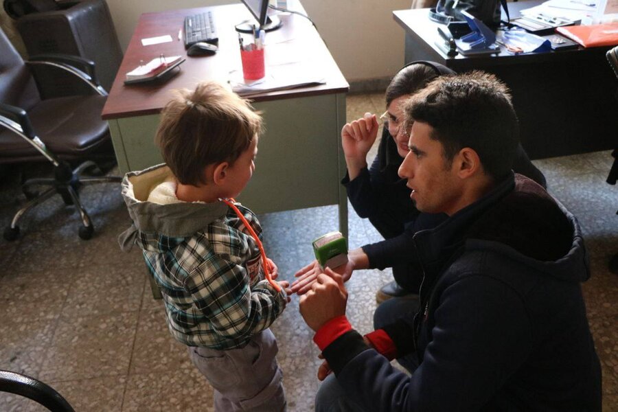 رودسر | اجرای طرح غربالگری بینایی کودکان ۳ تا ۶ سال تا پایان سال جاری در شهرستان رودسر