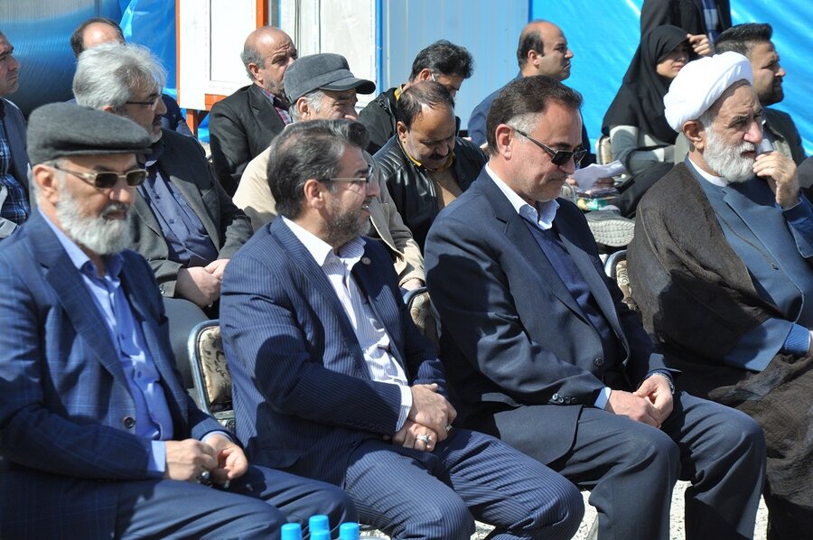 نماینده ولی فقیه در بنیاد مسکن انقلاب اسلامی: بهزیستی با تمام توان پای کار آمد