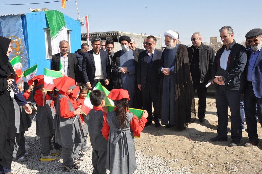 نماینده ولی فقیه در بنیاد مسکن انقلاب اسلامی: بهزیستی با تمام توان پای کار آمد