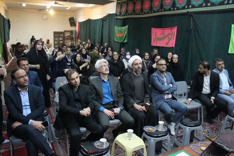 بررسی چالش های افراد دارای معلولیت شنوایی در مسجد شهید آیت الله دستغیب شیراز