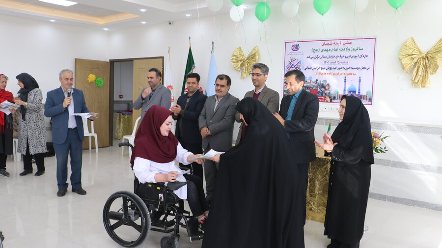 برگزاری جشن میلاد منجی