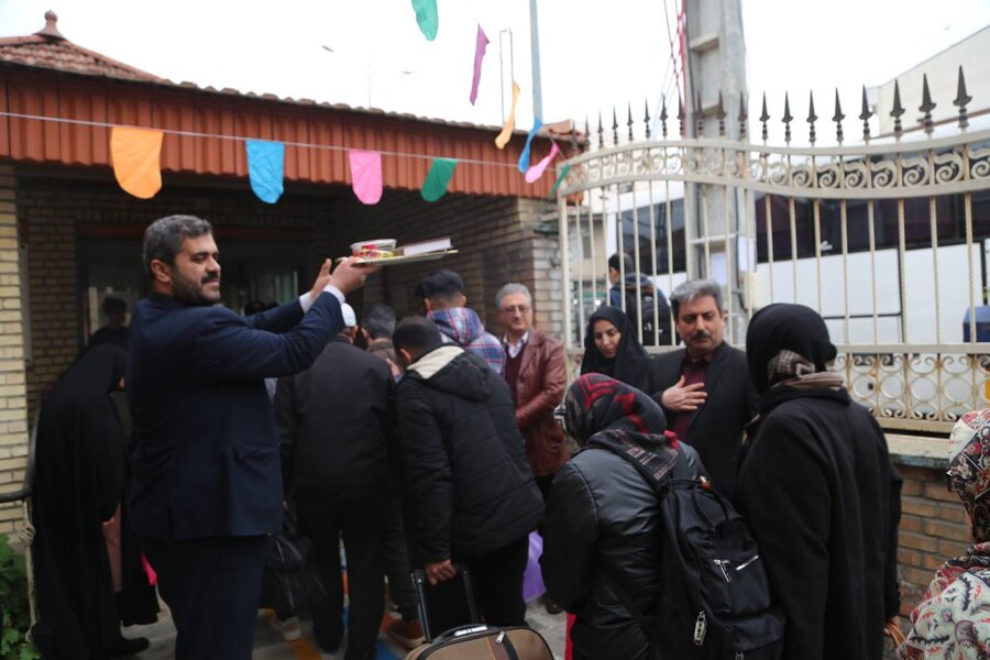 جمعی از نابینایان و کم بینایان استان مازندران به مشهد مقدس اعزام شدند