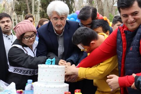 حضور مدیر کل بهزیستی فارس در جشن کودکان و نوجوانان سندروم داون