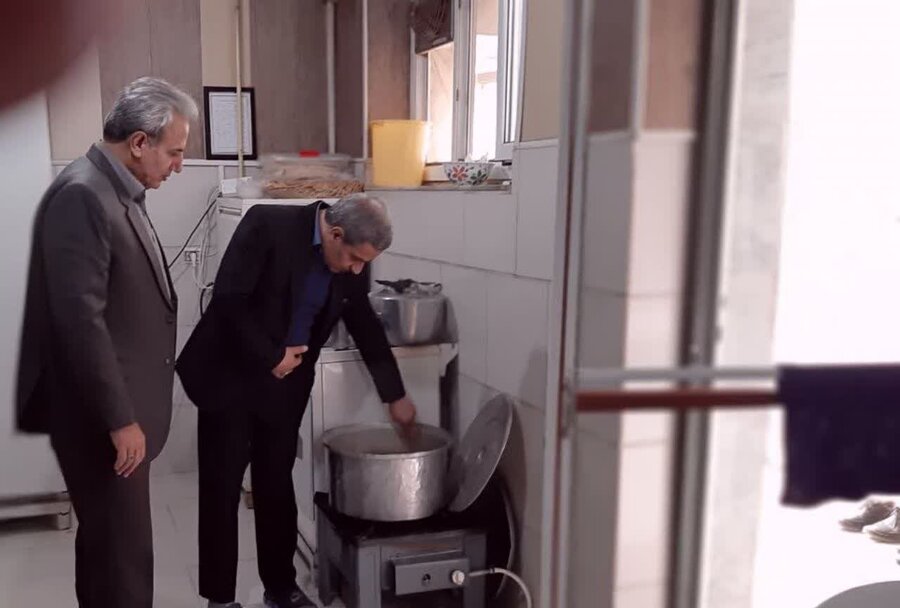 بازدید مدیرکل بهزیستی استان کردستان از ایستگاه نوروزی اورژانس اجتماعی بهزیستی و مرکز نگهداری پردیس قروه