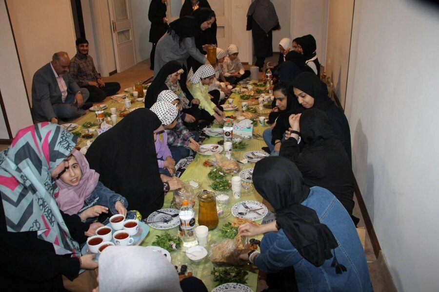 حضور معاون امور بانوان و خانواده ریاست جمهوری در جمع افطاری فرزندان بهزیستی