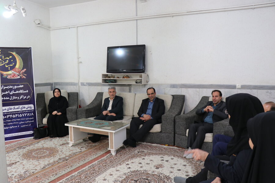 دیدار نوروزی مدیرکل آموزش و پرورش استان با فرزندان بهزیستی