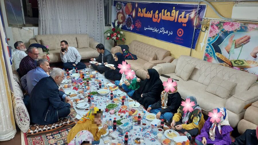 افطار استاندار آذربایجان غربی همراه با فرزندان بهزیستی 