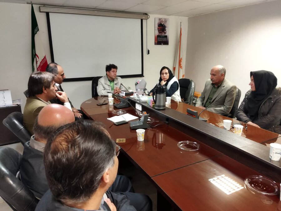 تجلیل از دکتر مختار فرهادیان ، نویسنده و صاحب قلم در بهزیستی کردستان